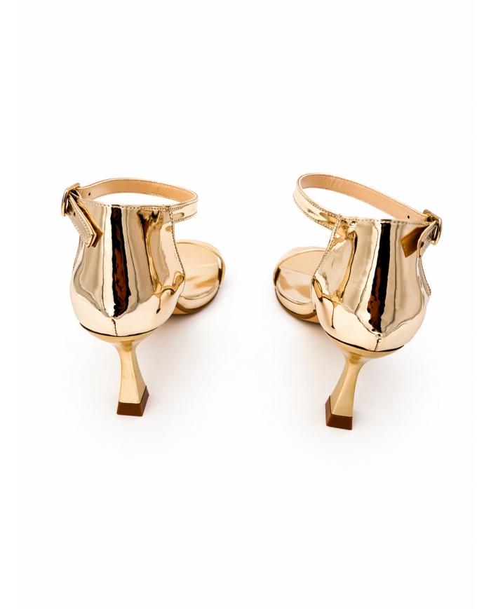 ARKASI KAPALI ONU TEK BANTLI-GOLT TOPUKLU